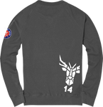 14ender Rundhals Sweatshirt Rückenansicht in anthrazit grau mit gekipptem Logo auf dem Rücken  in weiß , sowie einem Logopatch auf dem linken Arm