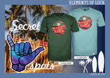 Farbvarianten "elemts of Luck" rundhals T-Shirt der Marke 14ender, hell blau und dunkel grünn